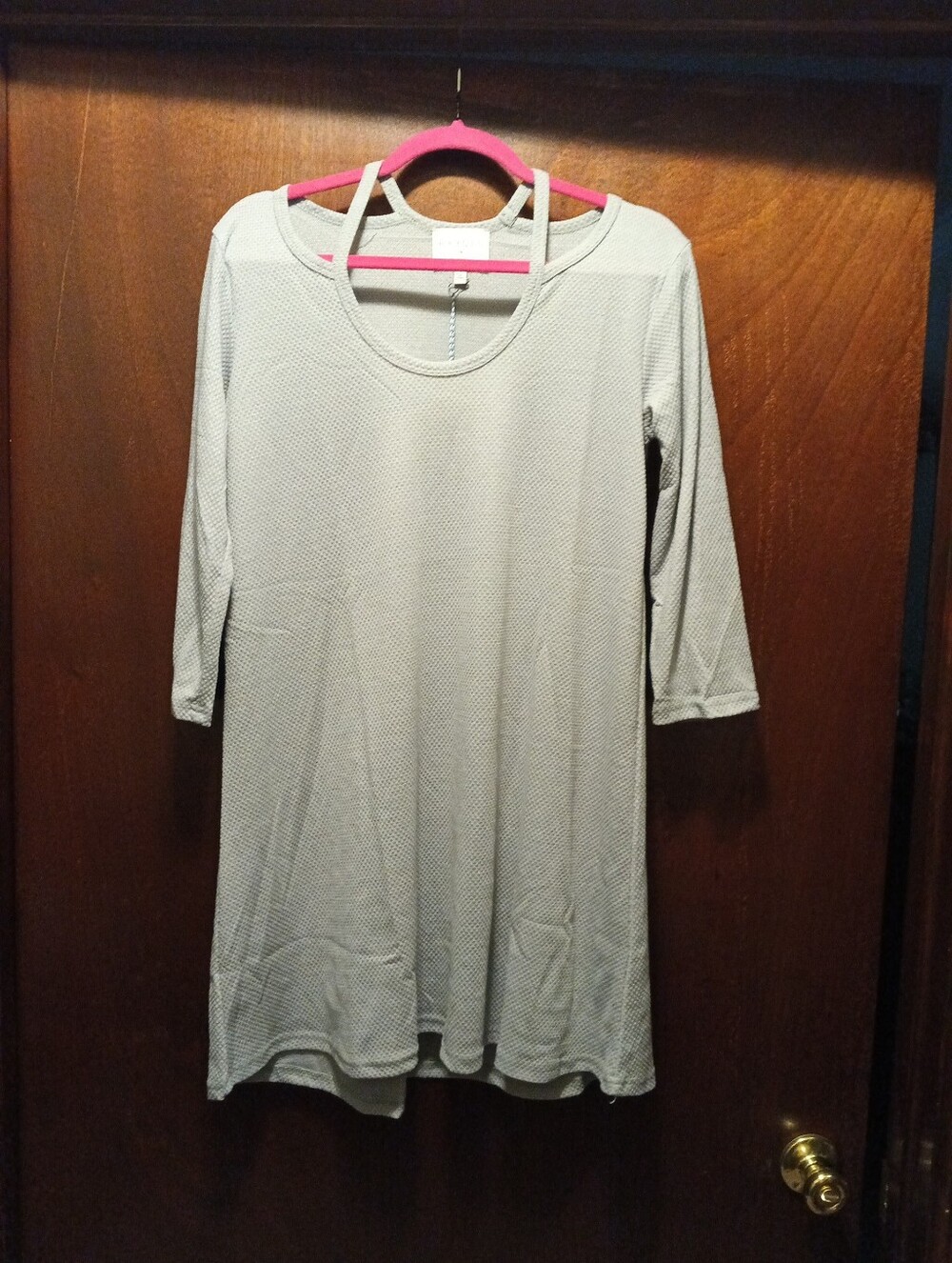 Hayden LA NWT Shoulder Cutout 3/4 Sleeve Babydoll Dress Size Large Silver Gray